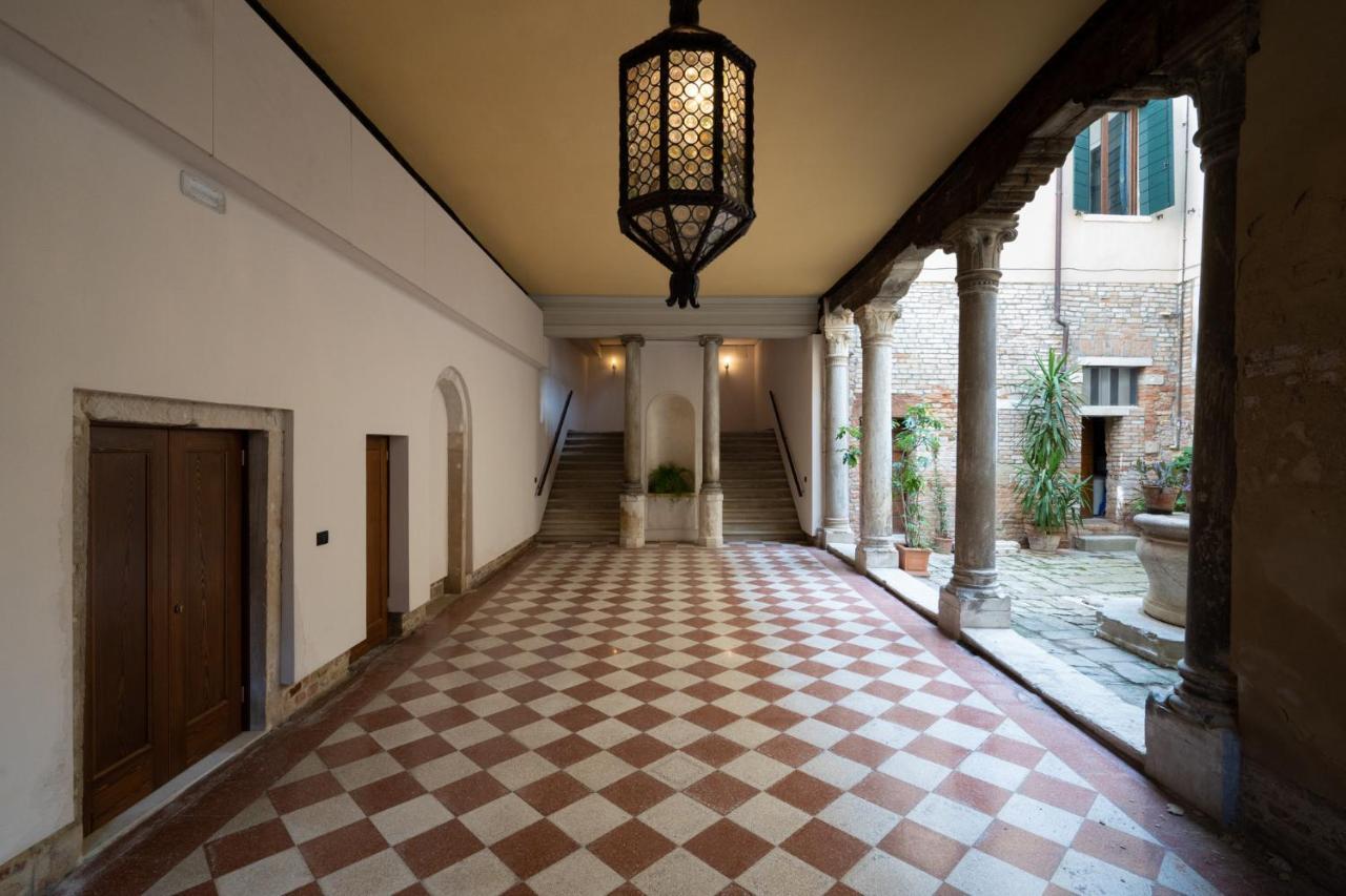 Ca' Longo Palace Damasco Venecia Exterior foto